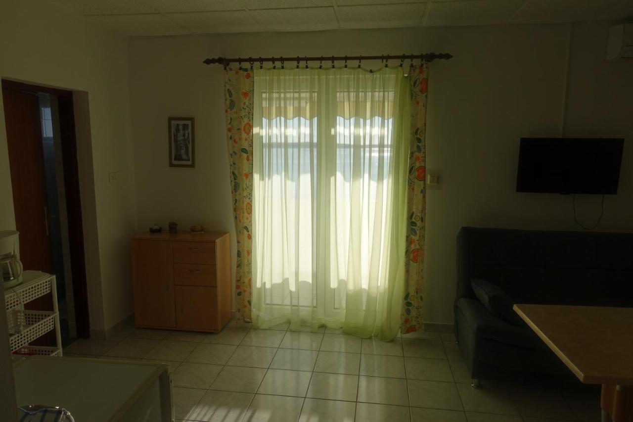 Apartments Galeb Rtina Exterior photo