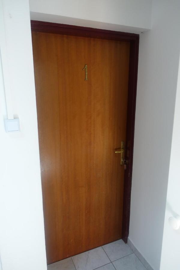 Apartments Galeb Rtina Exterior photo