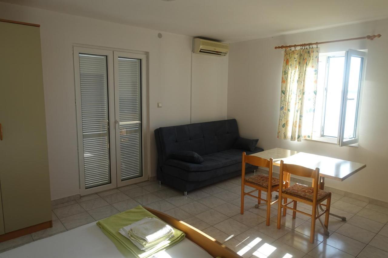 Apartments Galeb Rtina Exterior photo