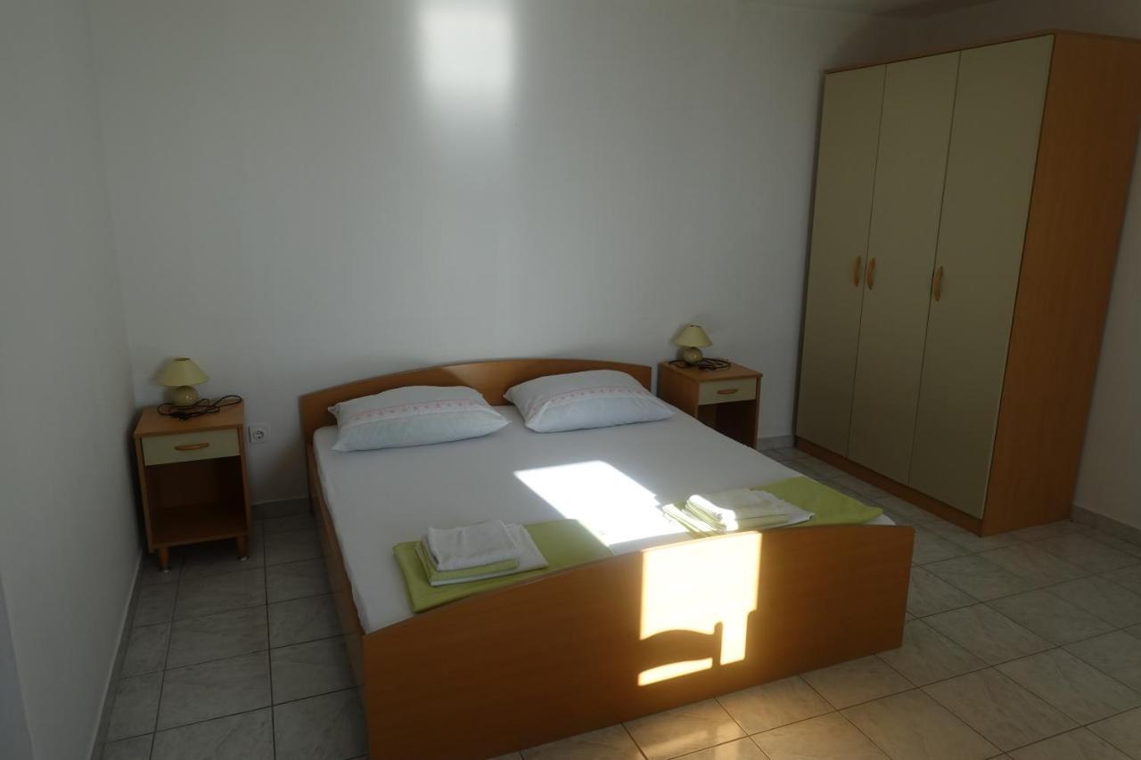 Apartments Galeb Rtina Exterior photo