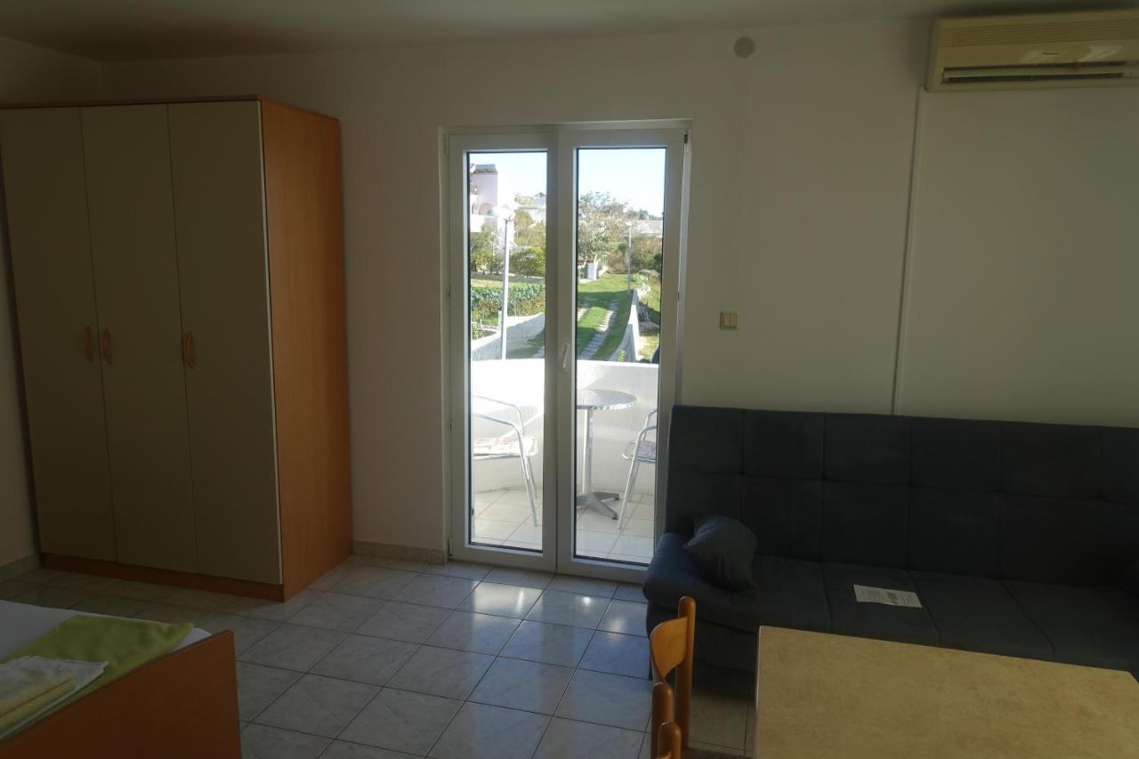 Apartments Galeb Rtina Exterior photo